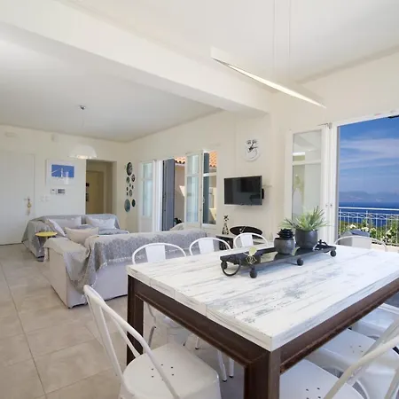 Andromahi 费斯卡尔德宏