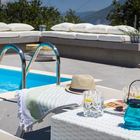 Villa Andromahi *