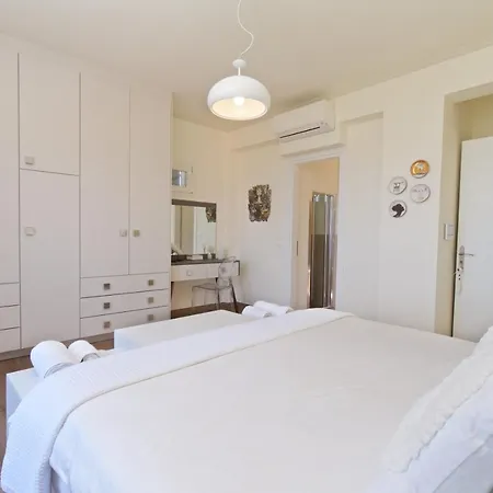 Andromahi Villa
